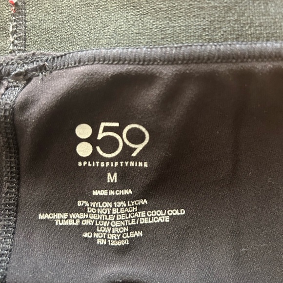 Split 59 leggings. Size medium - Picture 4 of 4